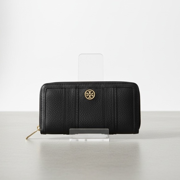 Tory Burch Handbags - Tory Burch Landon black leather continental wallet